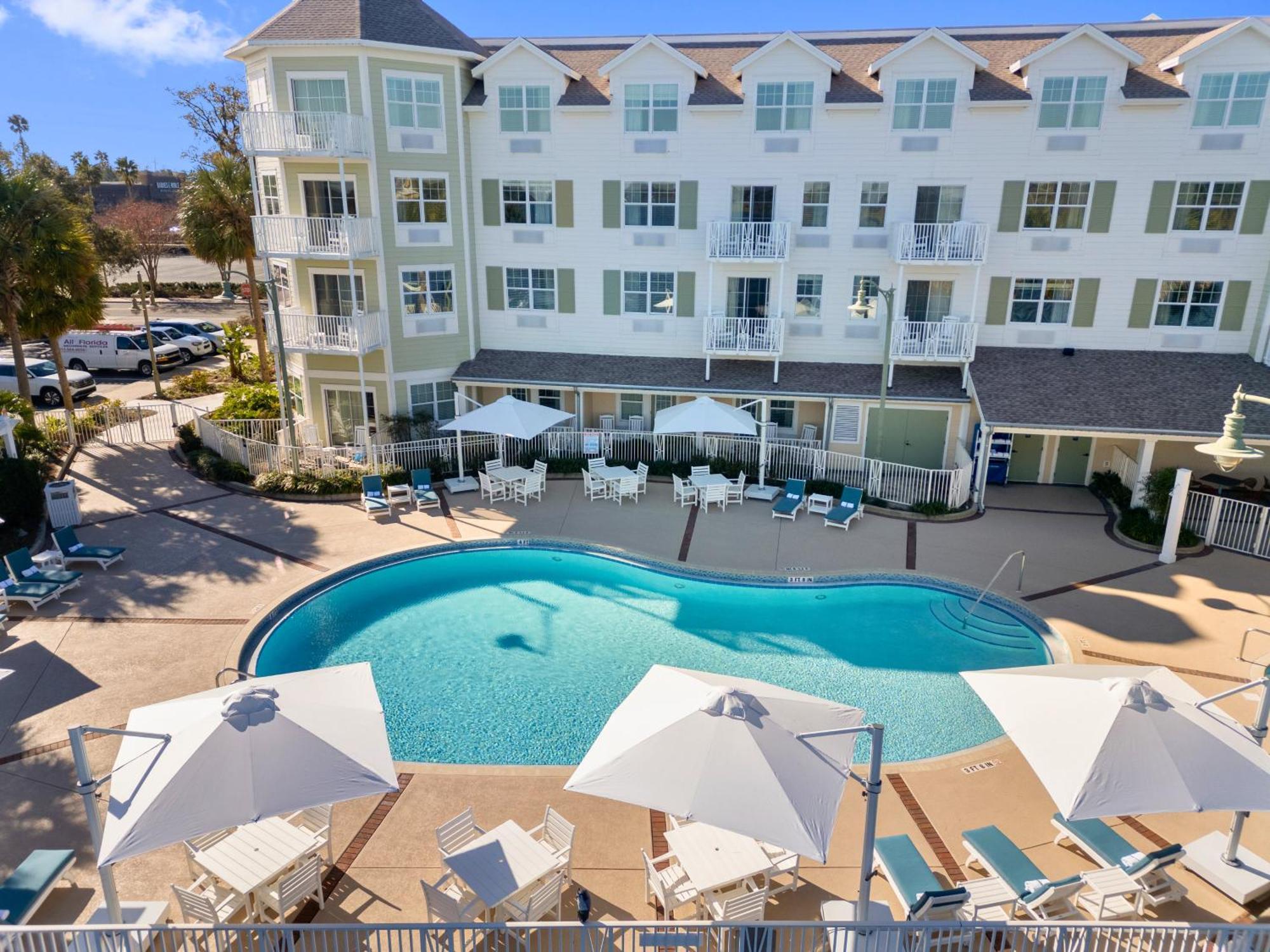 The Waterfront Inn Те-Виллиджис Экстерьер фото